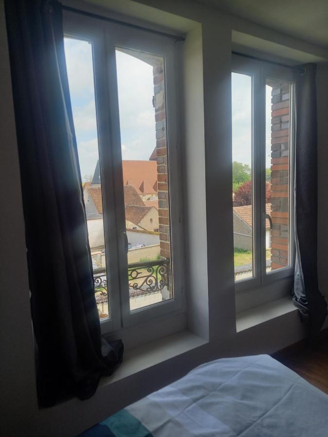 Logement Entier Spacieux Et Confortable A 1 H De Paris Куртене Экстерьер фото